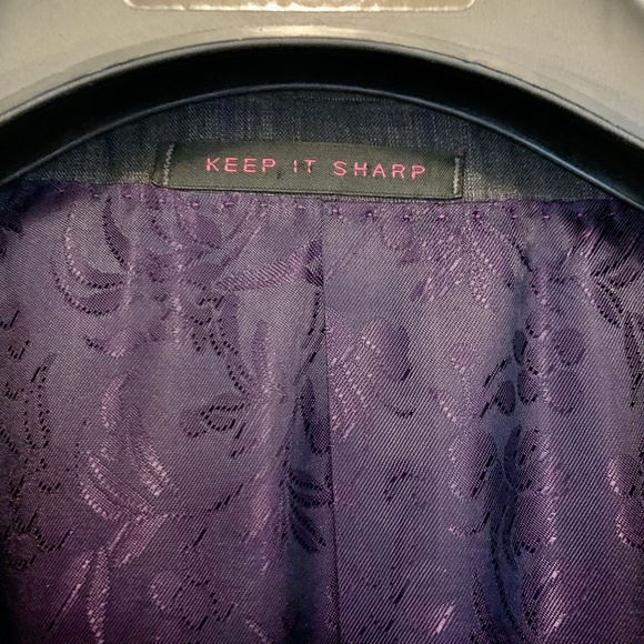 Patterned Duchamp London Suit - Picture 2 of 9